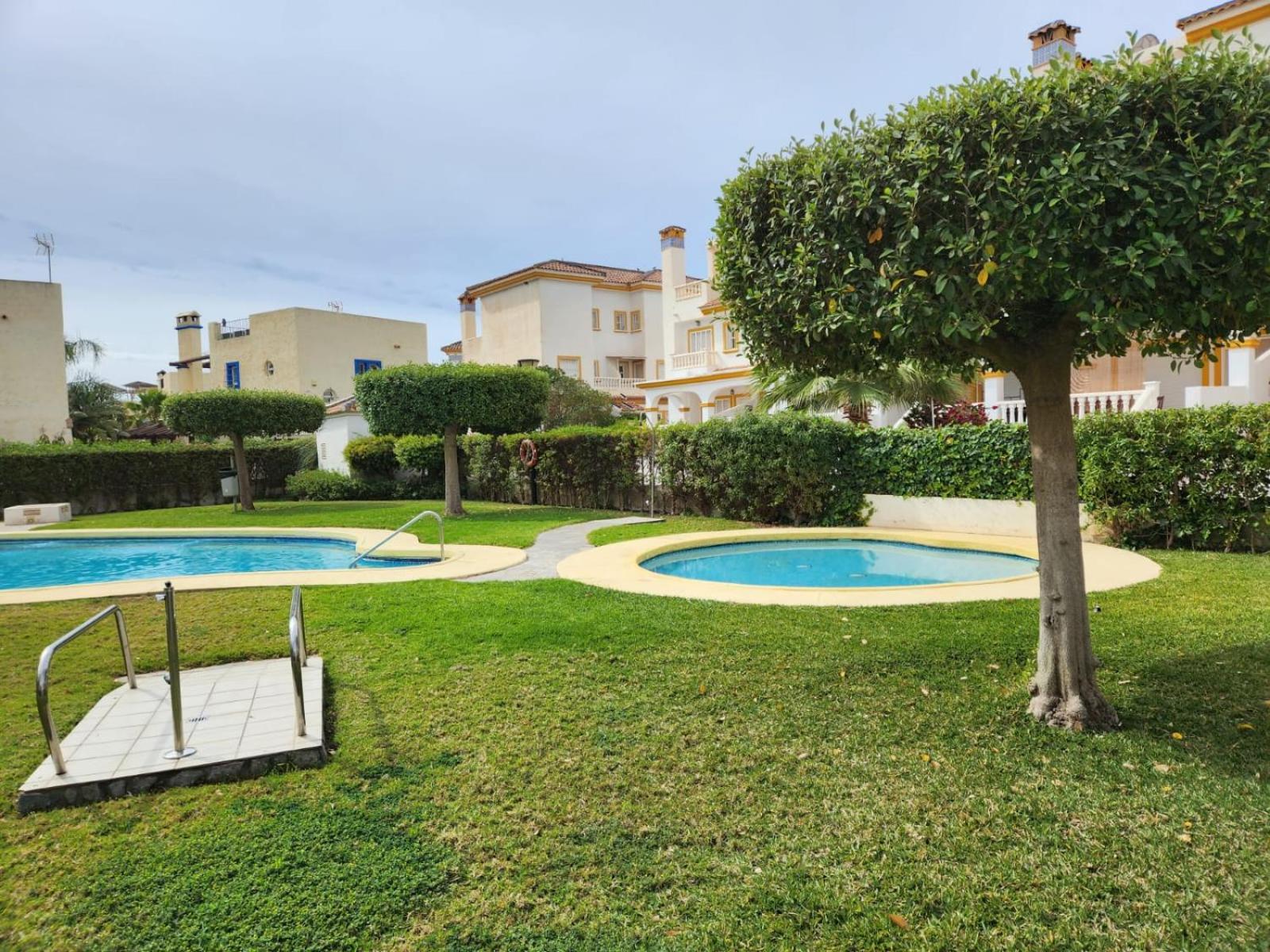 Сasa de vacaciones Triplex Adosado De Cuatro De Esencia Maritima A 2 Minutos De La Playa! *