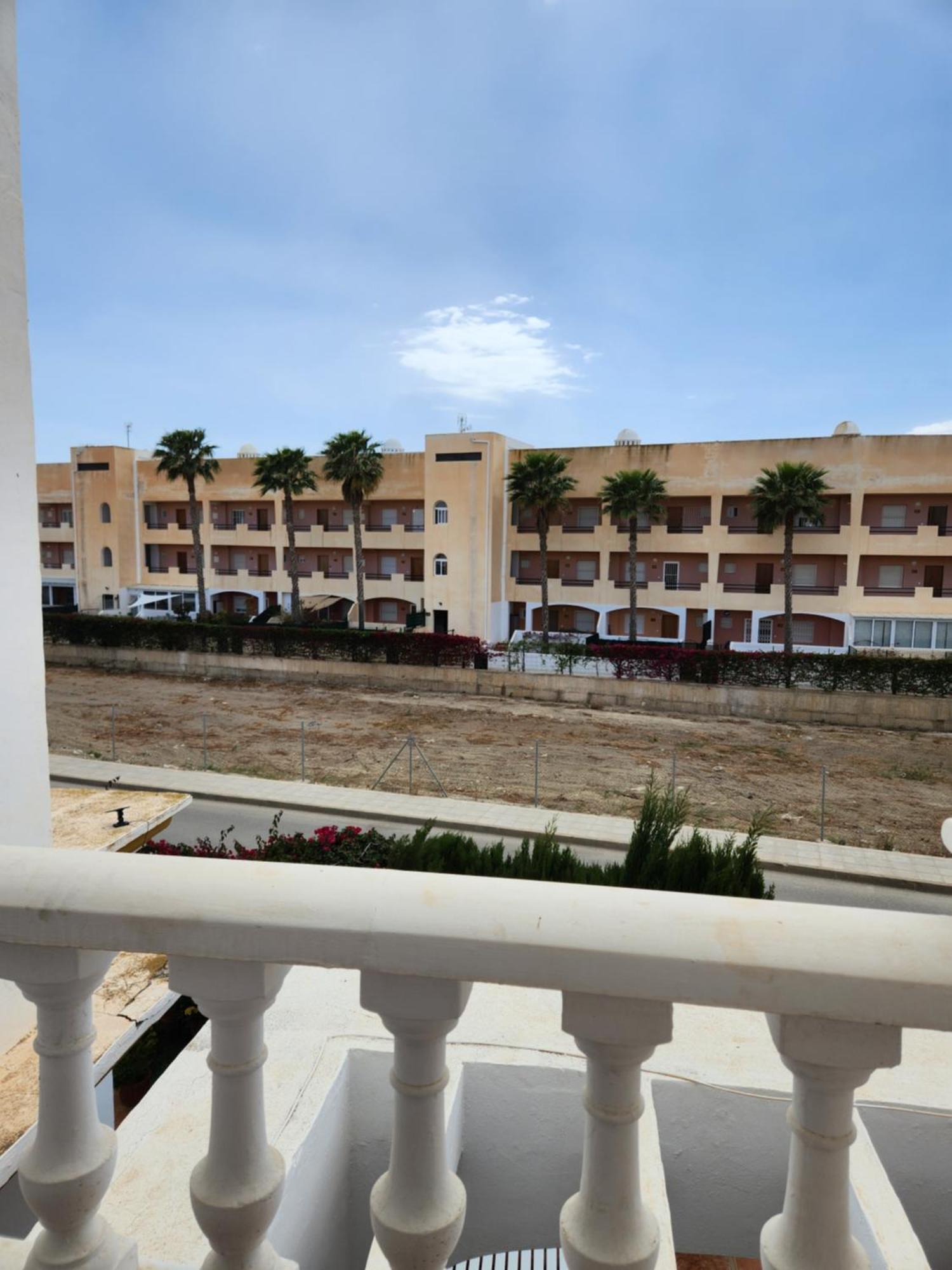 Dom wakacyjny Triplex Adosado De Cuatro De Esencia Maritima A 2 Minutos De La Playa! Vera