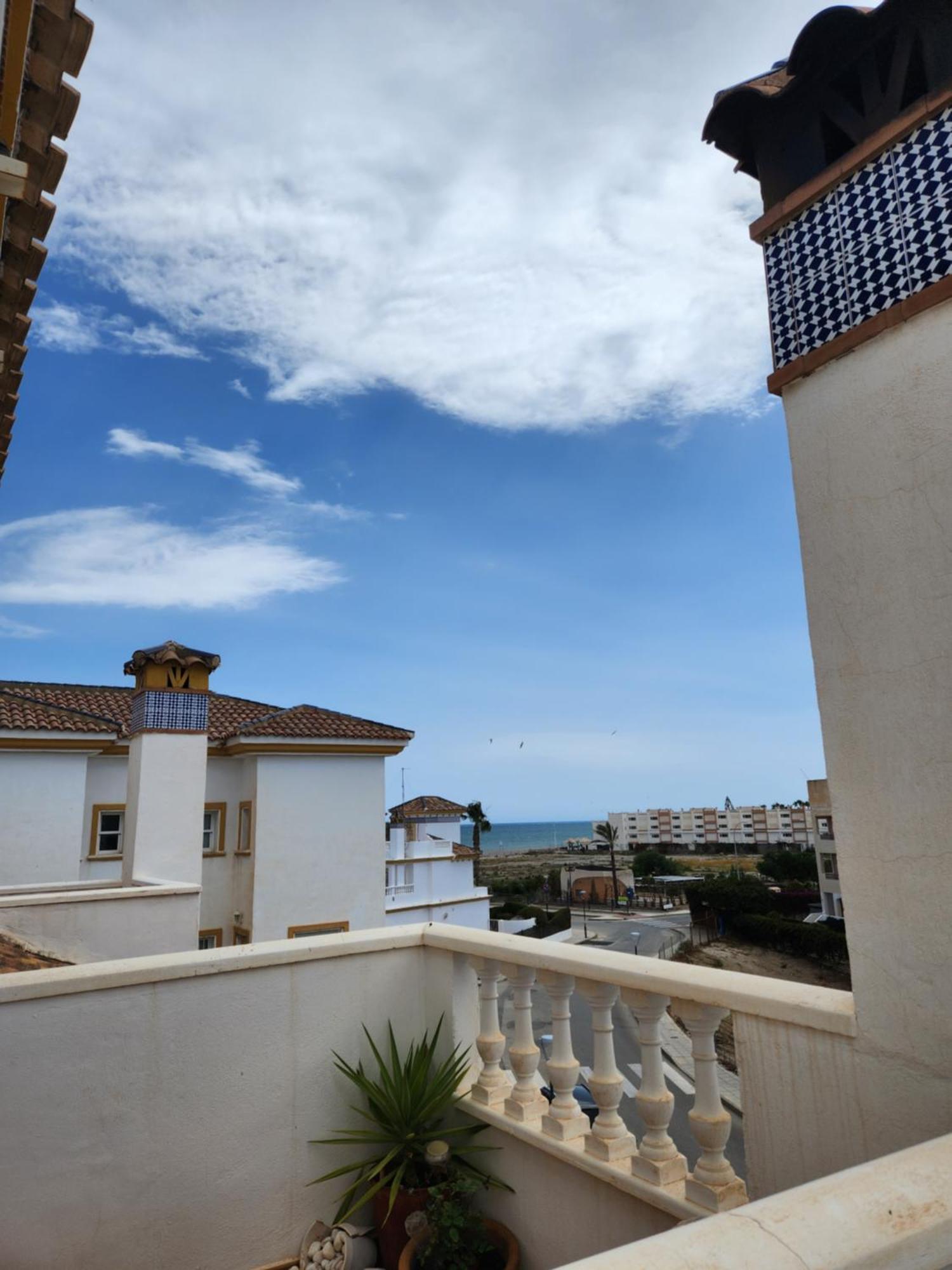 Dom wakacyjny Triplex Adosado De Cuatro De Esencia Maritima A 2 Minutos De La Playa!