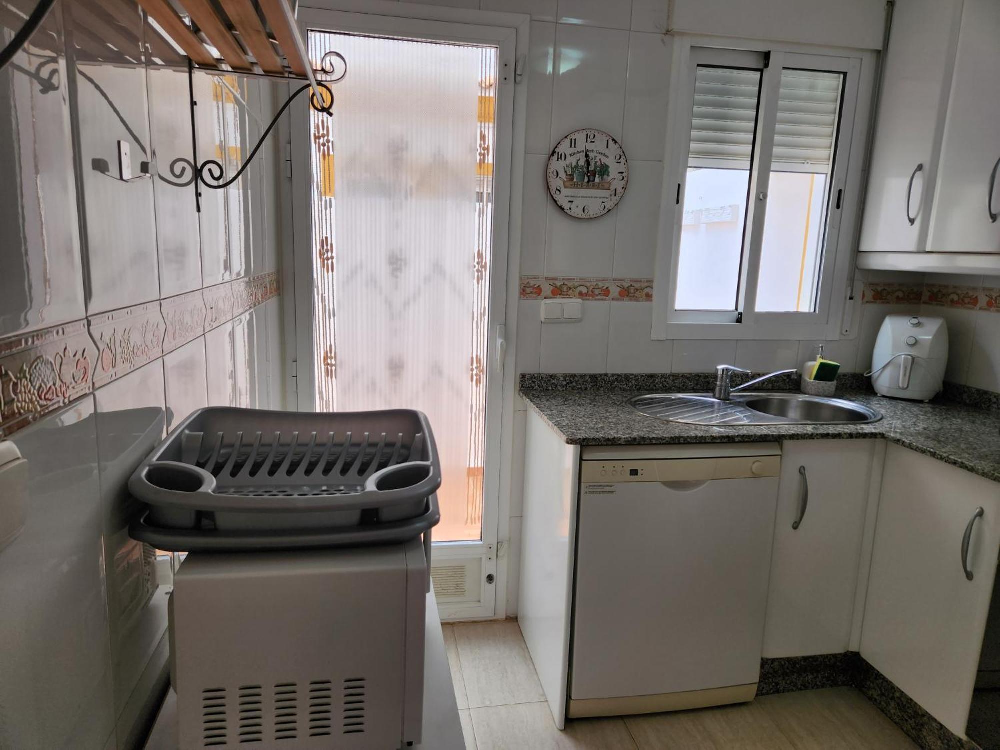 Dom wakacyjny Triplex Adosado De Cuatro De Esencia Maritima A 2 Minutos De La Playa!