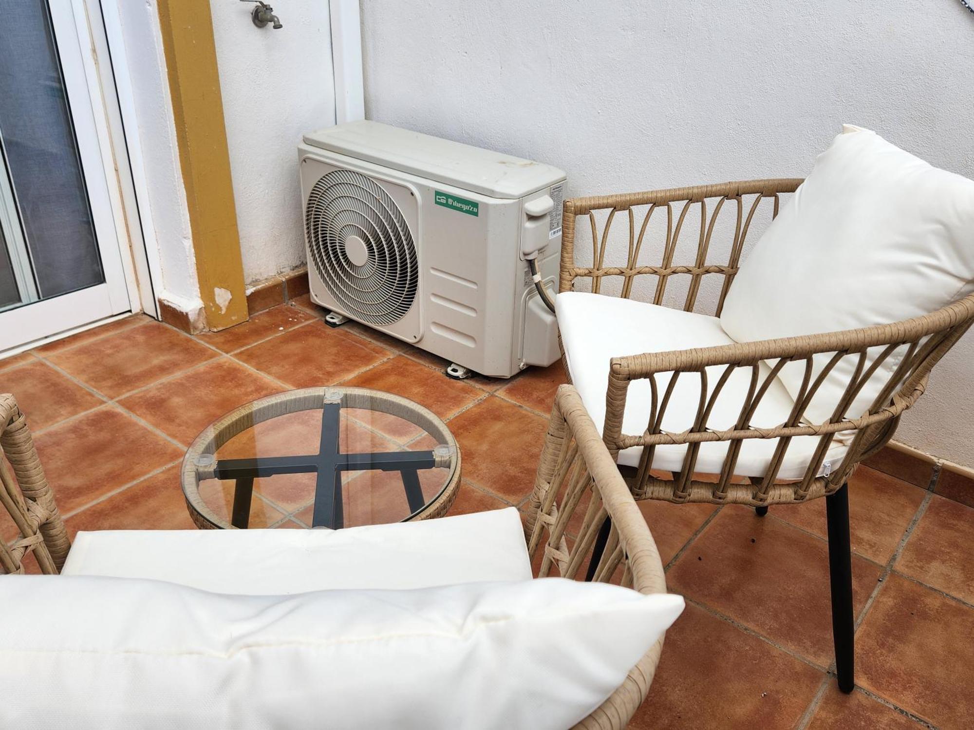 Dom wakacyjny Triplex Adosado De Cuatro De Esencia Maritima A 2 Minutos De La Playa! Vera
